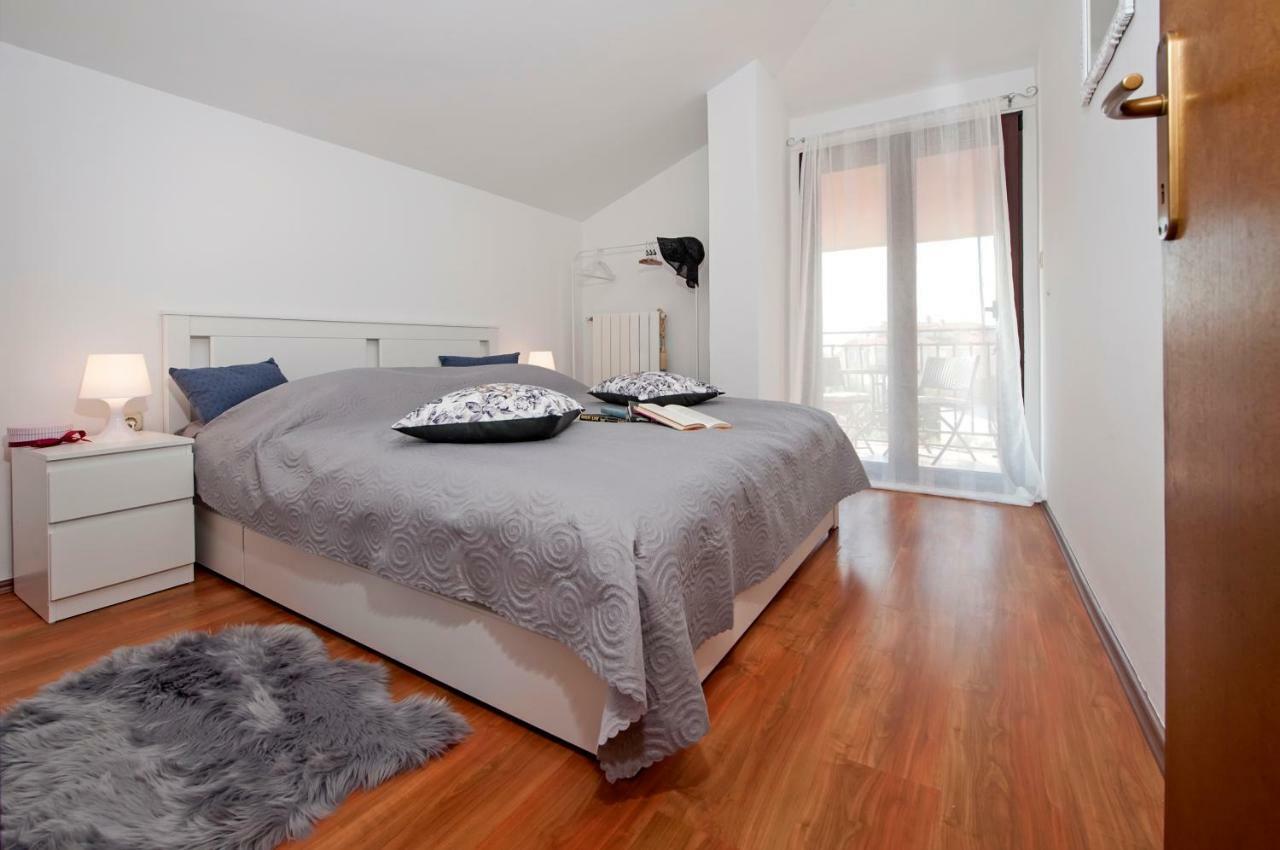 Apartment Len โรวีน ภายนอก รูปภาพ