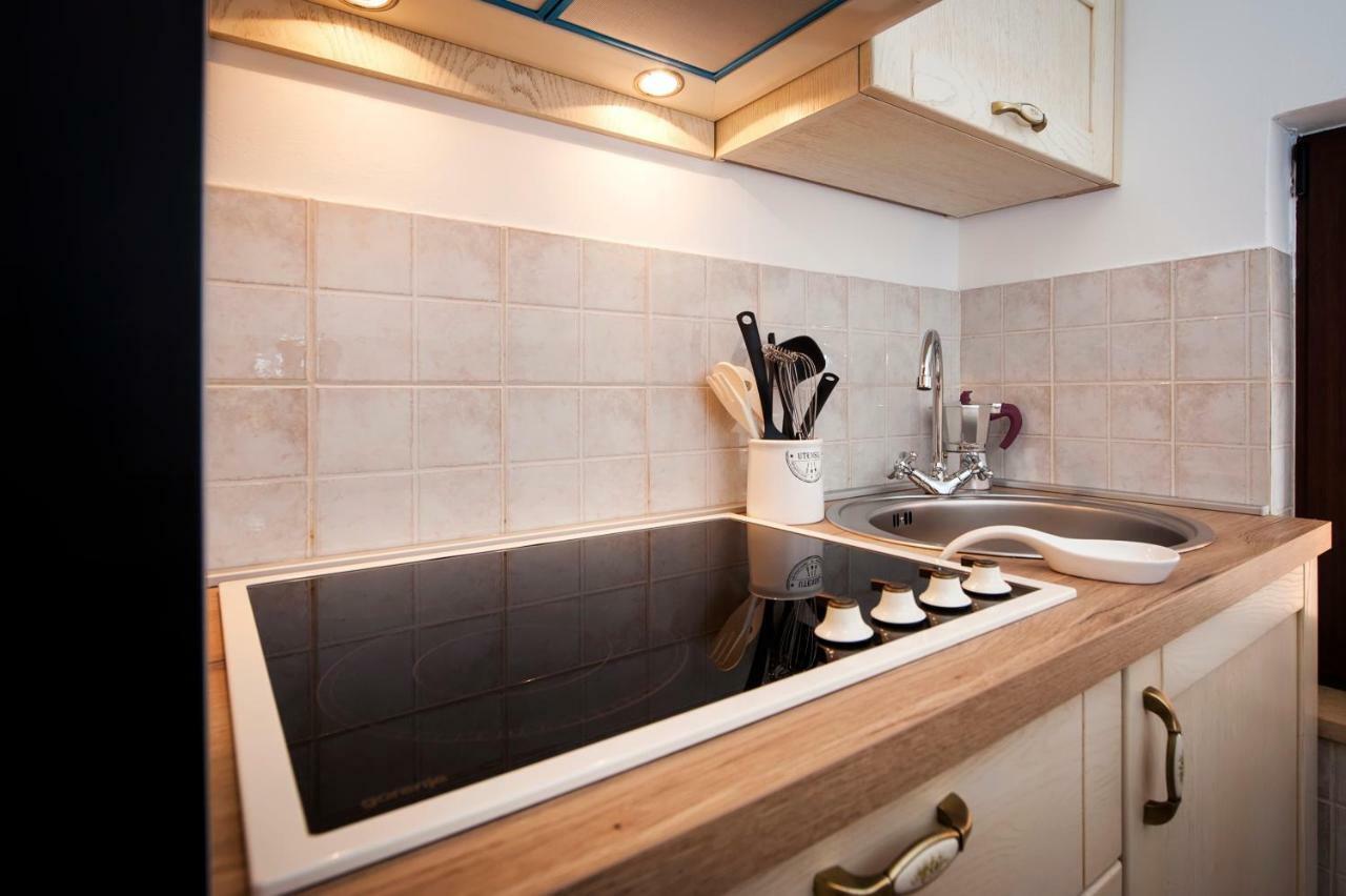 Apartment Len โรวีน ภายนอก รูปภาพ